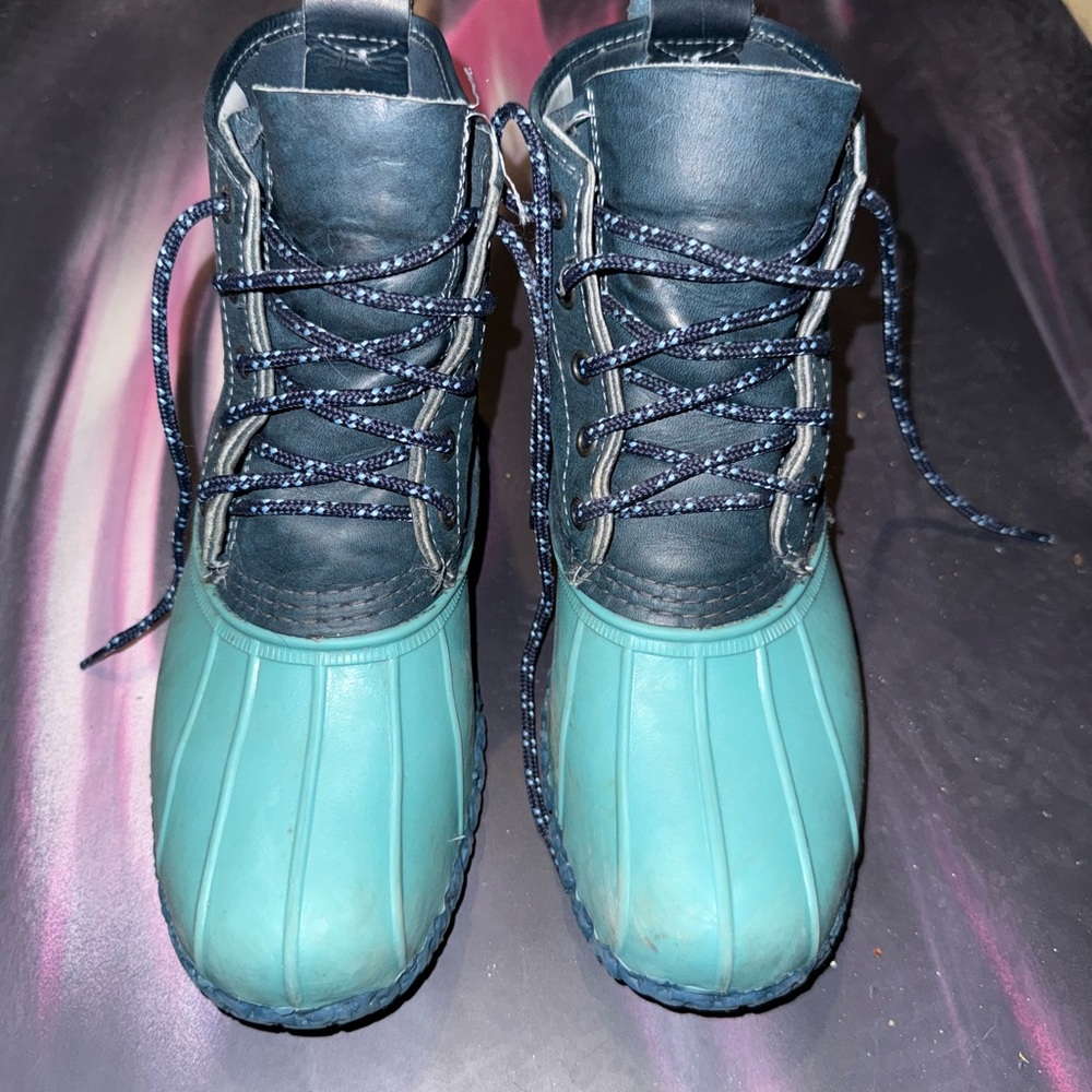 LL BEAN KIDS Teal and Navy unlined Duck Boots